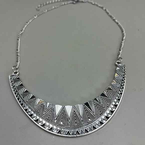 Elegant Silver Geometric Reversible Necklace - Picture 4 of 5